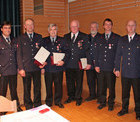 Von links: KDT. Dieter Kremp, Reinhard Oberrieder, Waldemar Schill, Josef Hgele, Adalbert Faller (alle 40 Jahre Feuerwehrdienst), Detlef Winter (25 J), Stv. KBM Jrg Weber